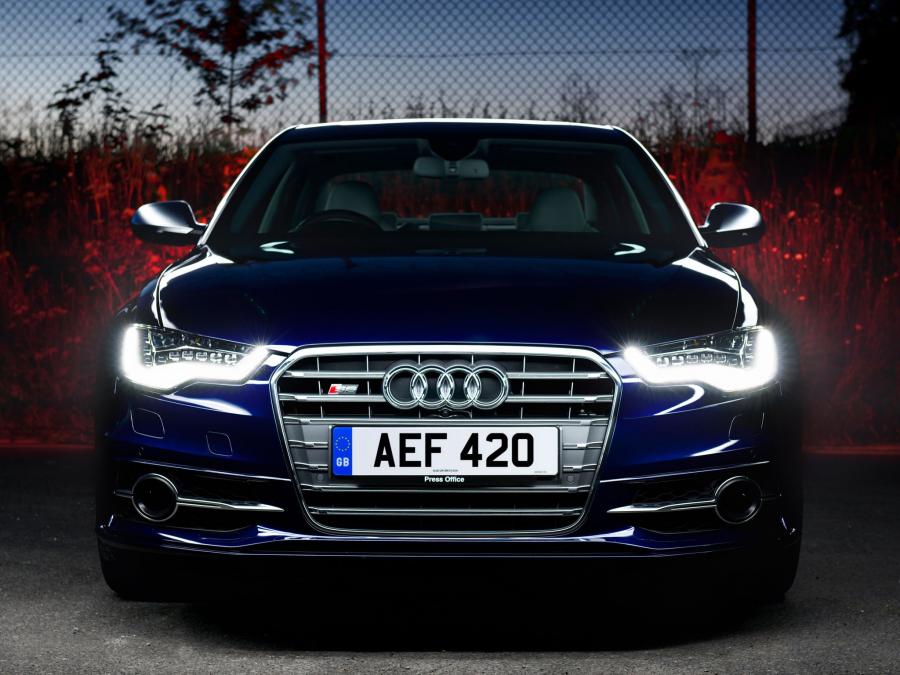  Audi S6 Sedan (4G, C7) 2012 года  (UK) (фото 12 из 13)